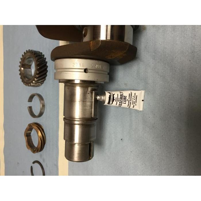 Graisse d'assemblage de moteur
