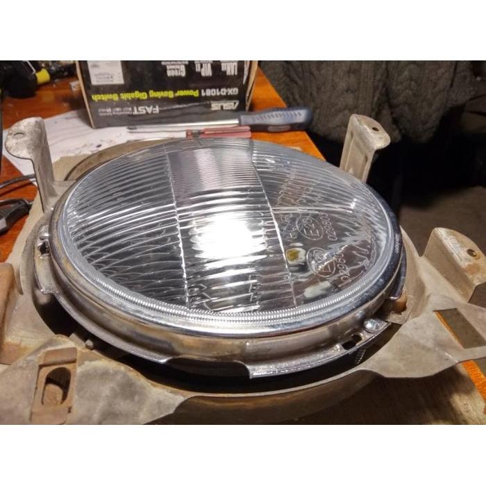 Phare du type H4 pour remplacement d'un sealed beam, la pice