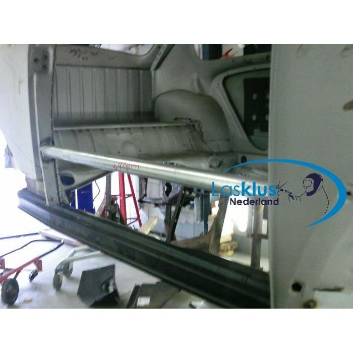 Heater channel with heater tube left  (The color and/or treatment of the sheet metal part may differ from the picture)