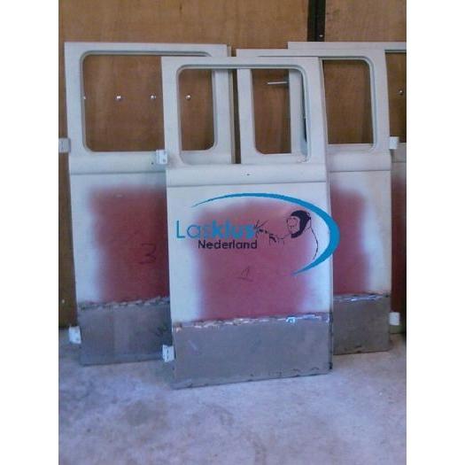 Cargo door outer panel underside rear door (The color and/or treatment of the sheet metal part may differ from the picture)