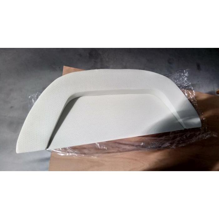 Rear luggage cover with speaker possibility off white