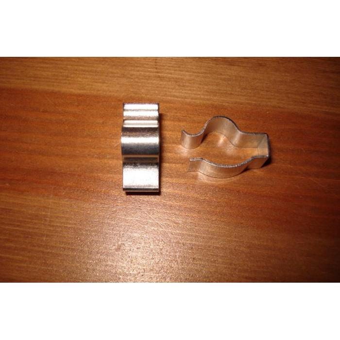 Handbrake push bar spring clips (per pair)