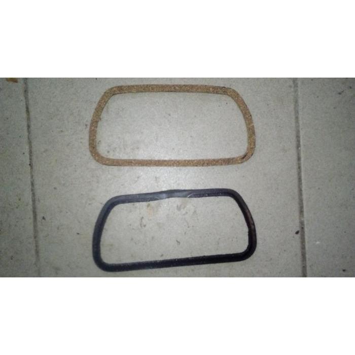 Valve cover gasket (per pair)