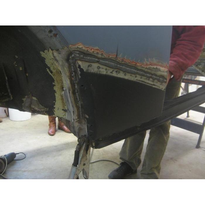 Rear quarter section high right (The color and/or treatment of the sheet metal part may differ from the picture)