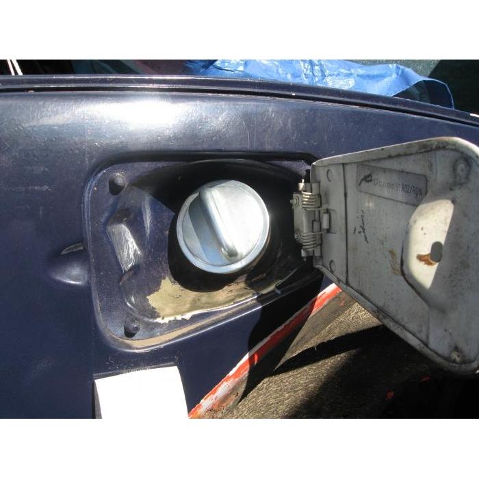 Fuel cap without lock