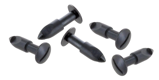 Etumaskin kiinnikkeet