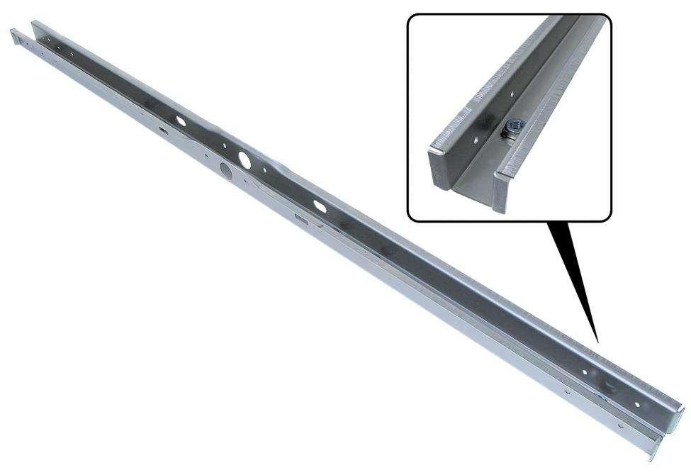 Cargo floor middle crossmember taakse in U-shape (each)