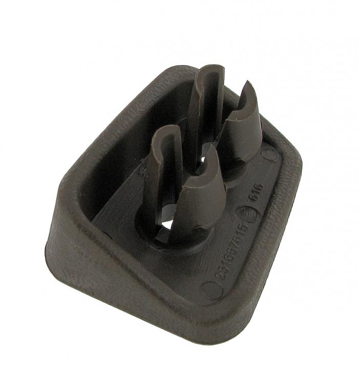 A-pilarin alempi tartuntakahvan aluslevy, satulanruskea