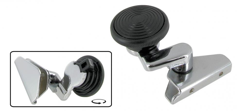 Tuuletusikkunan lukko vasemmalle keskelle ja taakse