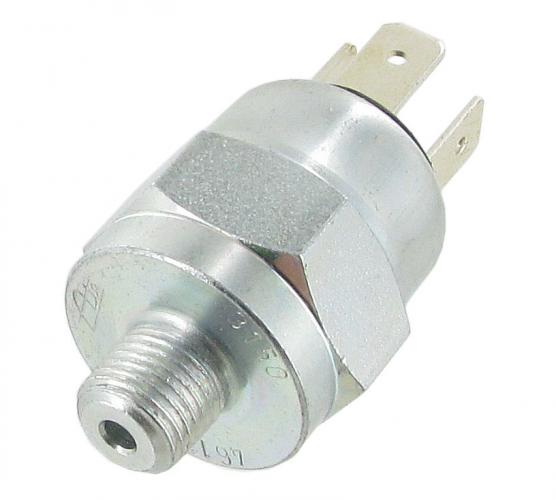 Jarruvalokatkaisija 3-napainen