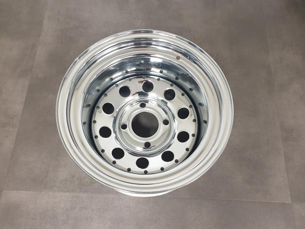 Modular wheel chrome 2543 second chance