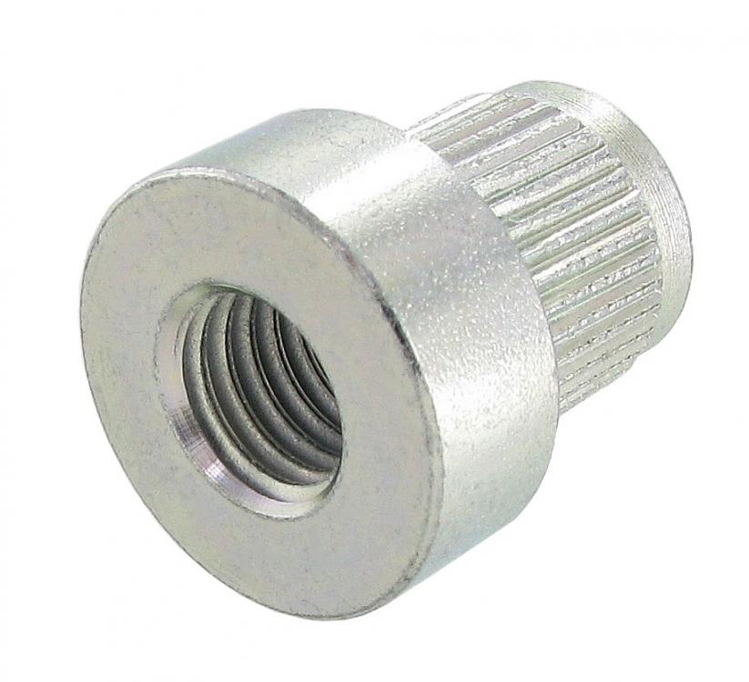 Moottorin vasemman yläkiinnityspultin vastakappale