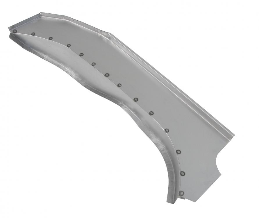 Moottoritilan kilpi oikealla puolella