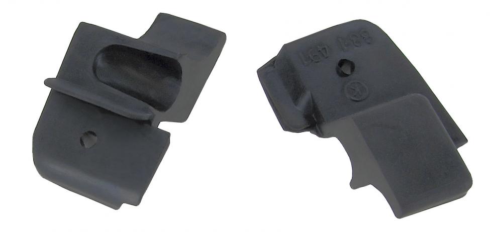 Kumistoppari oven liukulasin tiivisteen taakse