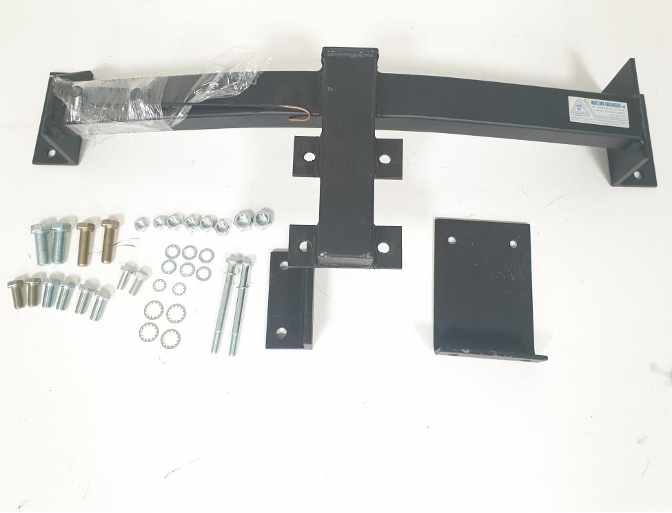 Vetokoukun kiinnike ja laitteisto