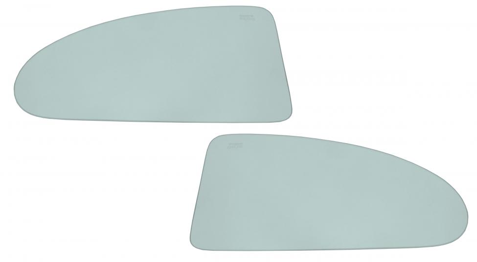 Achter zijruiten groen getint