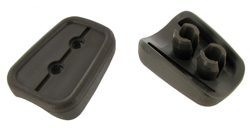 B-pilarin tartuntakahvan aluslevyt, satulanruskea