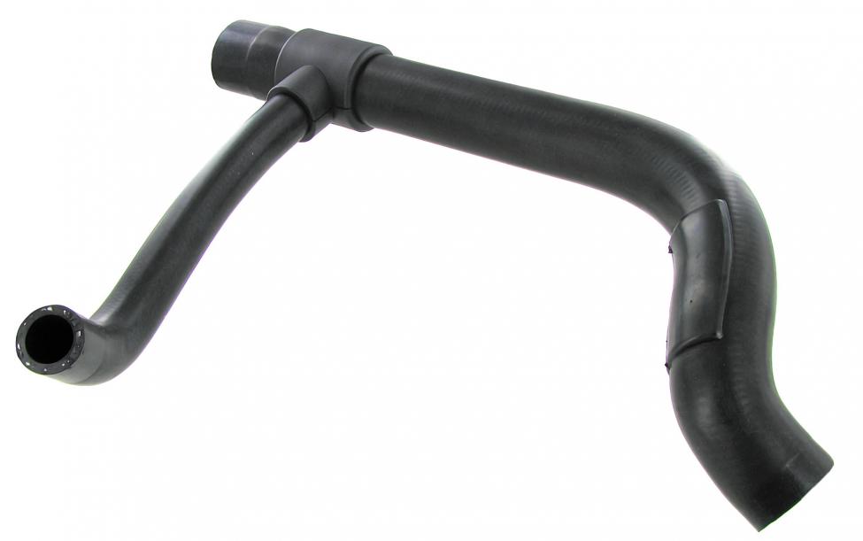 Vesiletku vesipumpulta jäähdyttimen suuntaan