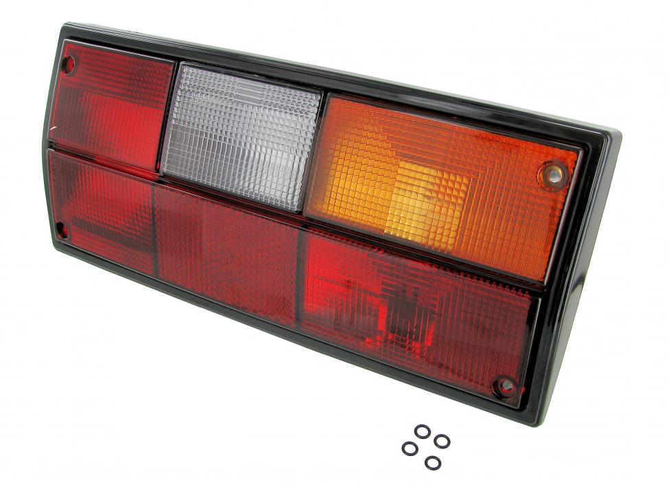 Bakljus med backljus och dimljus höger