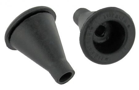 Ajovalon johtosarjan läpivientikumi