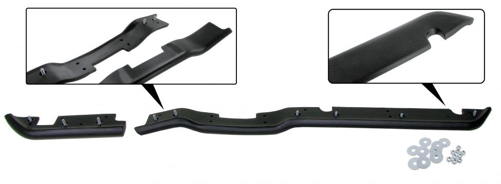 Kojelaudan alareunan potkutyynyt (2-osaiset)