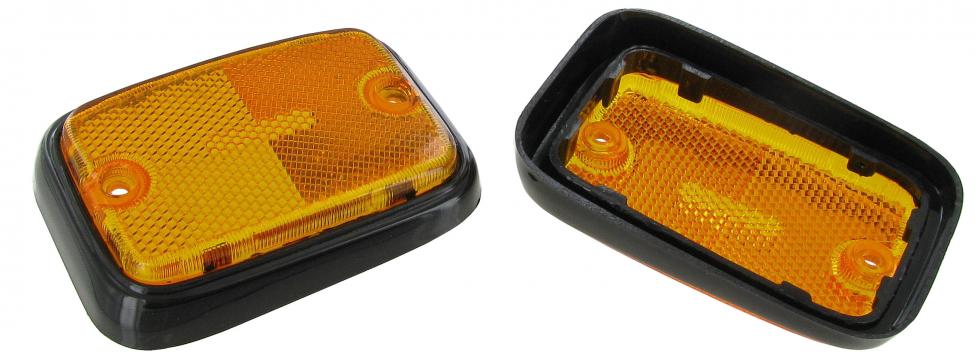 Sivuheijastin edessä (keltainen, musta pohja)