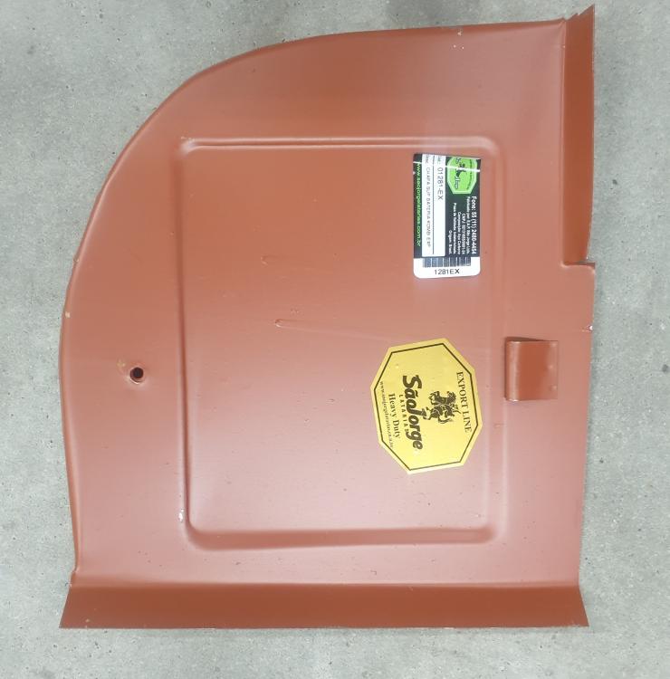 Taka-alustan lokero oikealle