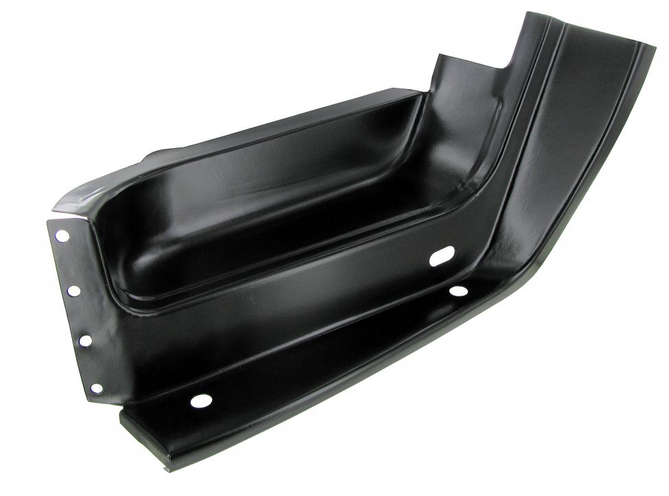 Oven askelman osa alhaalla sisäpuolella vasemmalla