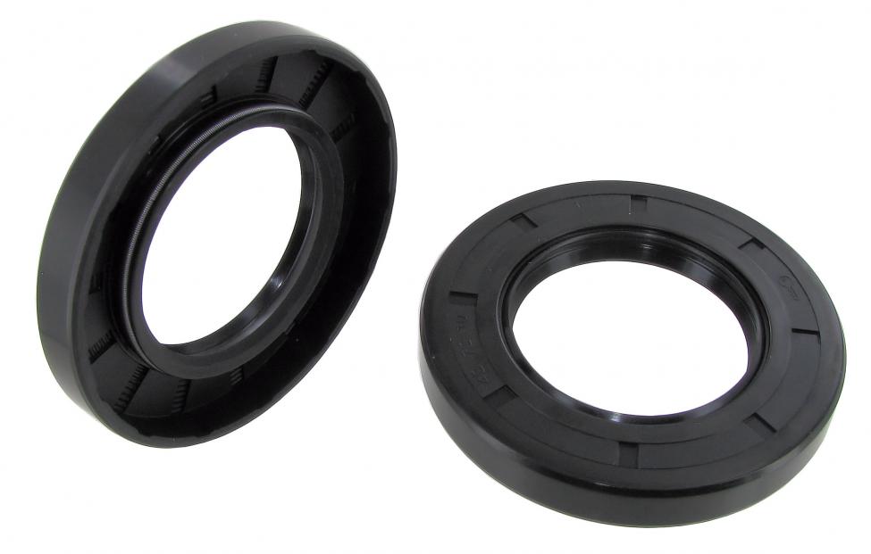 Tasauspyörästön vetoakselin stefa (IRS)