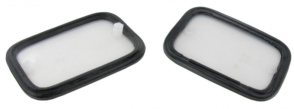 Heijastimen pohja eteen, tiivisteineen