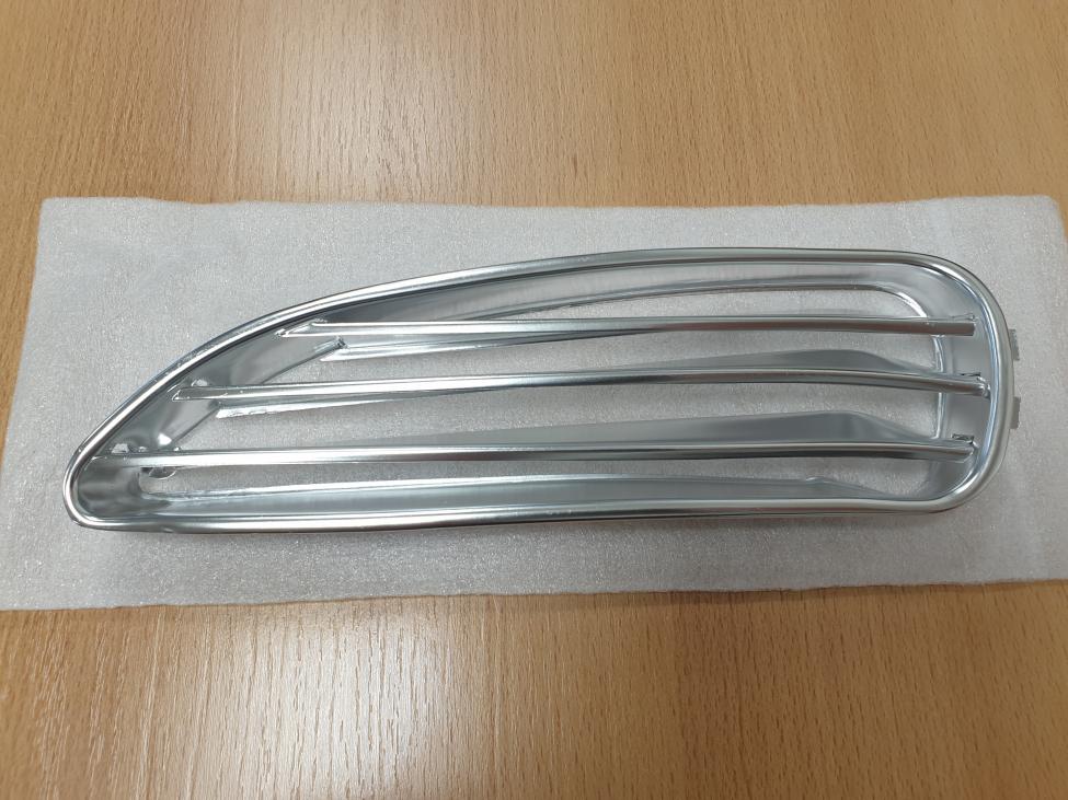 Vent grill front left 10489 Second chance