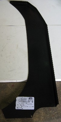 Moottoritilan sivupelti, oikea