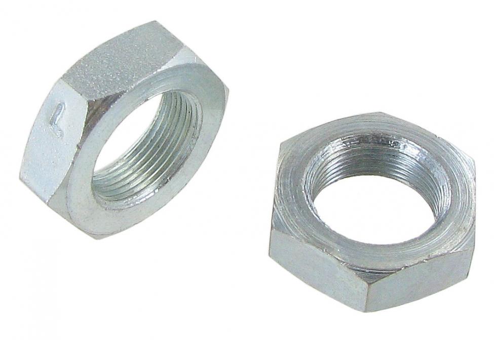 Etunavat mutterit vasemmalle, vasenkätinen kierre