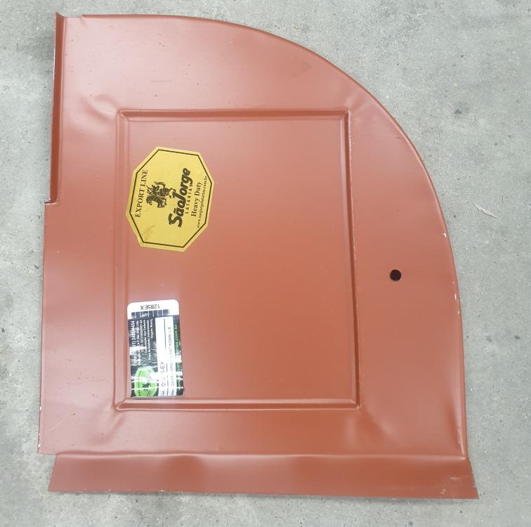 Taka-alustan lokero vasemmalle