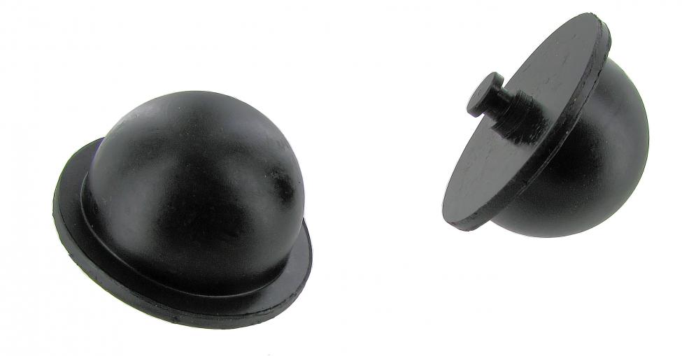 Etupään vaimentimet yläpuoli