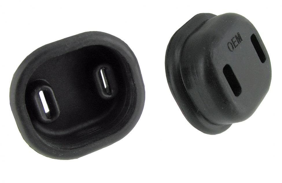 Sivuheijastimen pohjan tiiviste