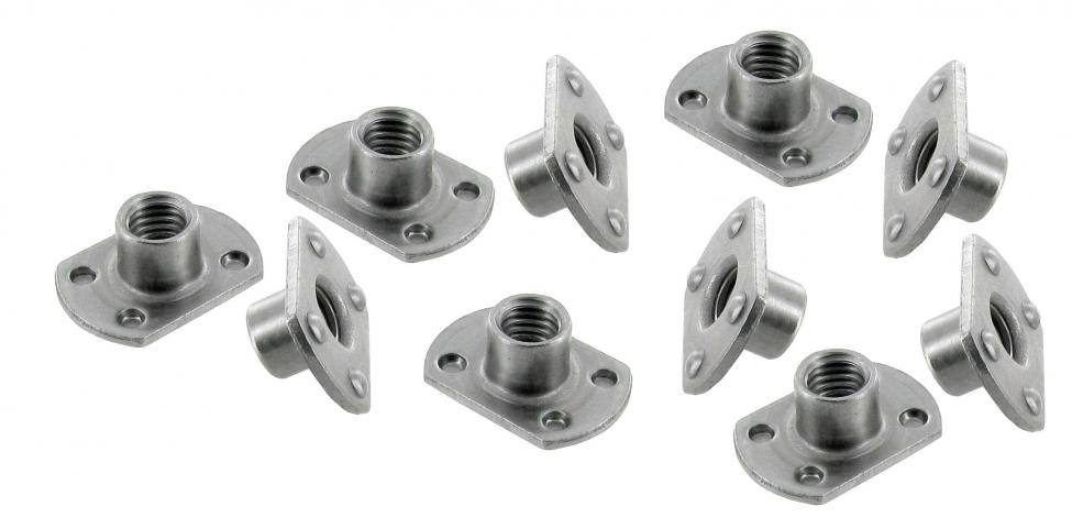 Hitsattavat mutterit, M8