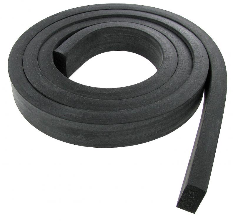 Tiiviste katon ja tuulilasinkehyksen väliin