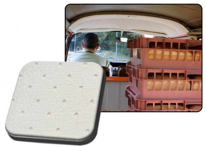 Kattoverhoilu rei'itettyä vinyyliä, ohjaamon osuus, luonnonvalkoinen