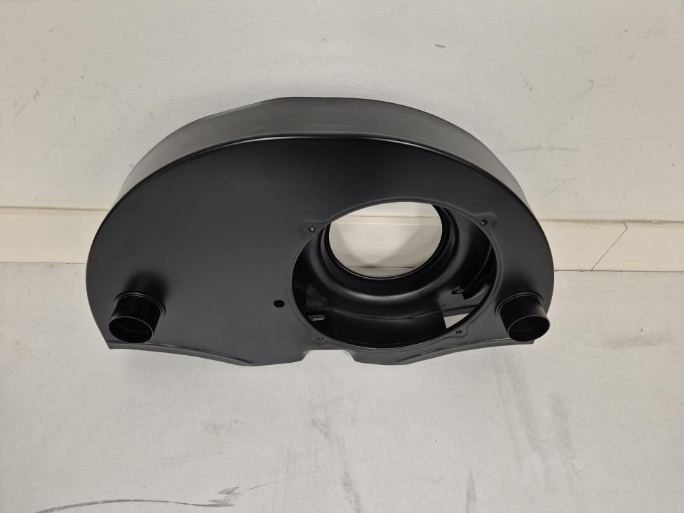 Black doghouse shroud with heater 2231 second chance