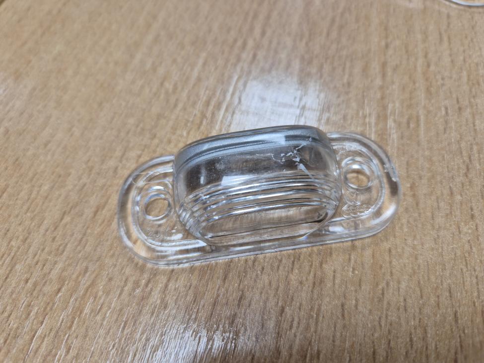 License plate light lens (each) 70780 second chance