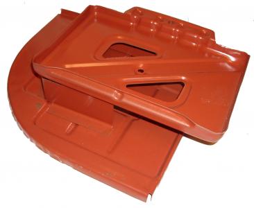 Takanurkan pohja, akun kiinnikkeillä, oikea