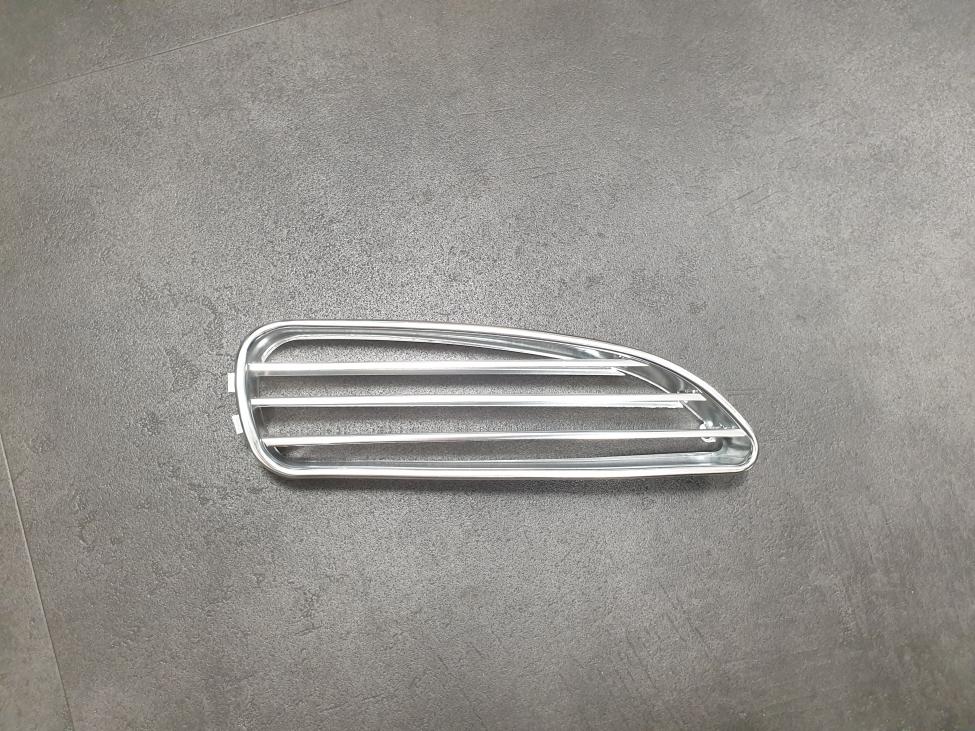 Vent grill front right 10490 second chance