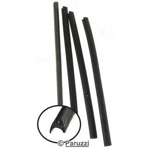 Bumper bracket cover seals (front and rear) (4 pieces)