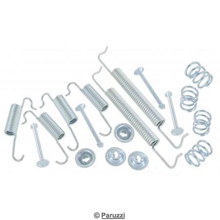 Brake shoe mounting kit front, including tension springs