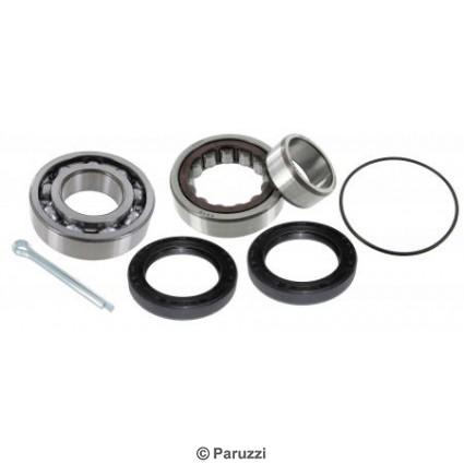 Rear wheel bearing kit for vehicles with IRS (one side)