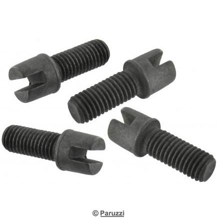 Brake shoe adjusting screw (4 pieces)