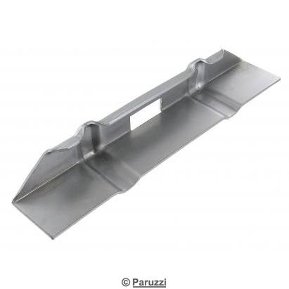 Battery tray weld bracket top side