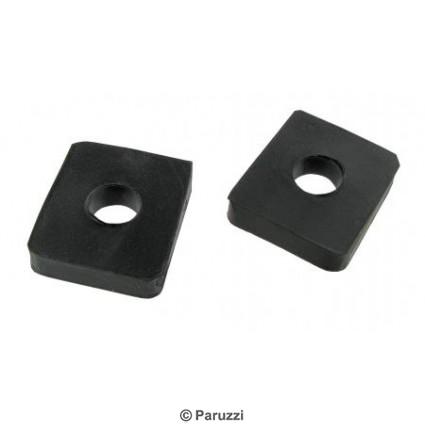 Rubber pad body mounting to chassis at the height of the rear seat (per pair)