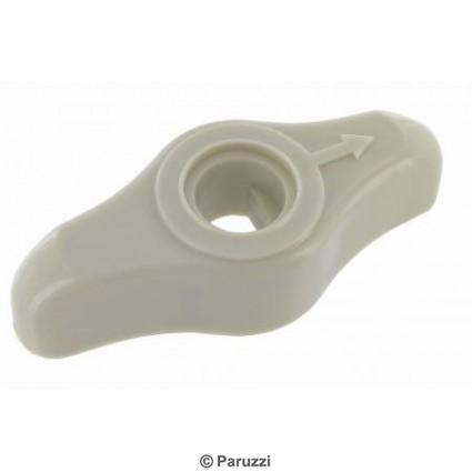 Fresh air distribution knob silver beige